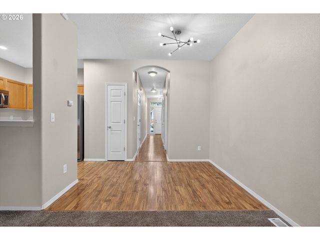 6434 Sw VINWOOD Ter, Beaverton, OR 97078