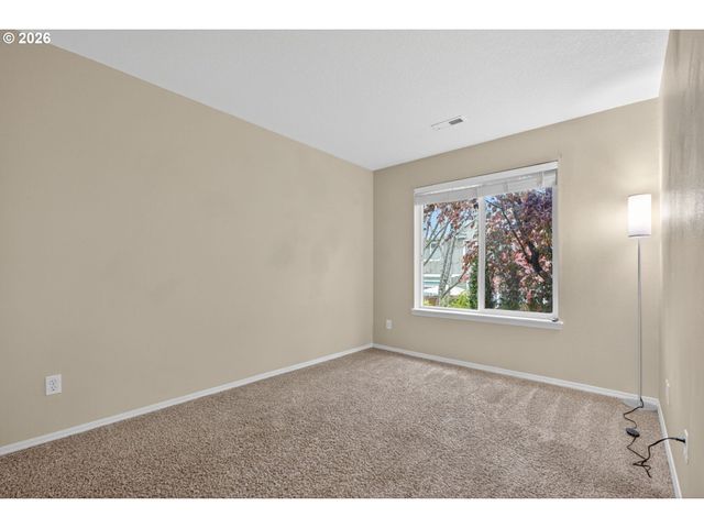 6434 Sw VINWOOD Ter, Beaverton, OR 97078