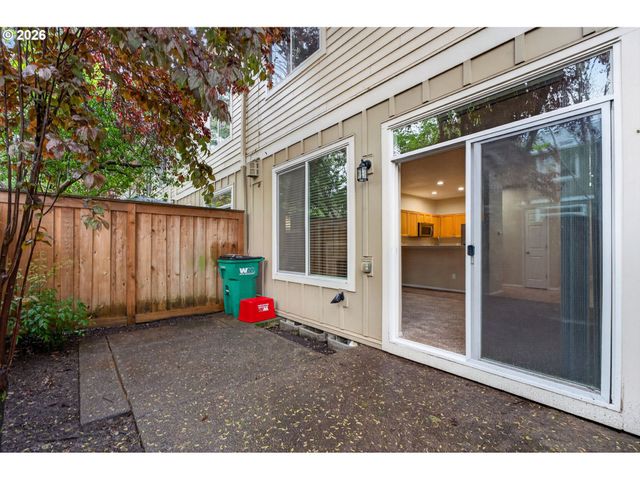 6434 Sw VINWOOD Ter, Beaverton, OR 97078