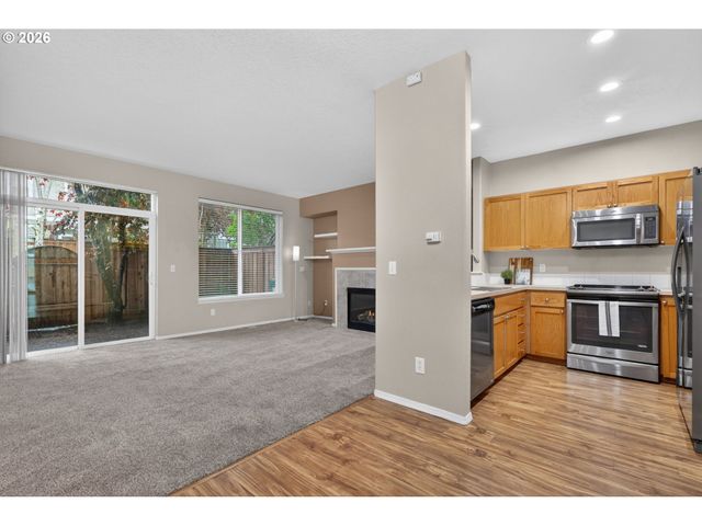 6434 Sw VINWOOD Ter, Beaverton, OR 97078