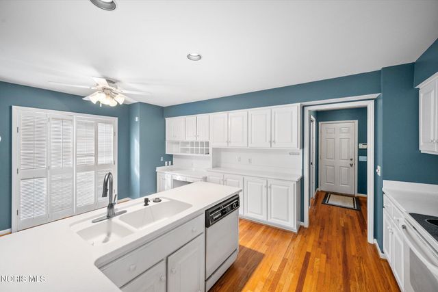 36 Wolfridge Drive, Holland, OH 43528