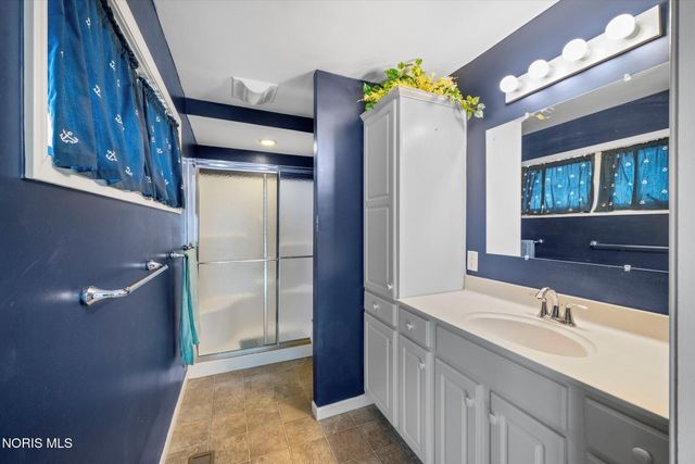 36 Wolfridge Drive, Holland, OH 43528