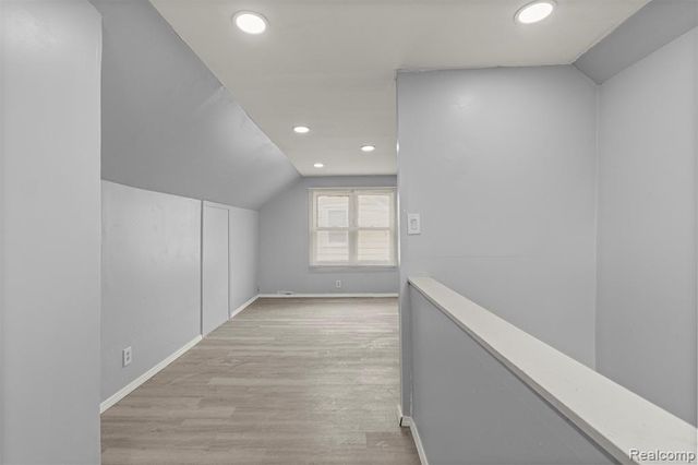 7634 Warwick Street, Detroit, MI 48228