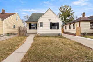 7634 Warwick Street, Detroit, MI 48228
