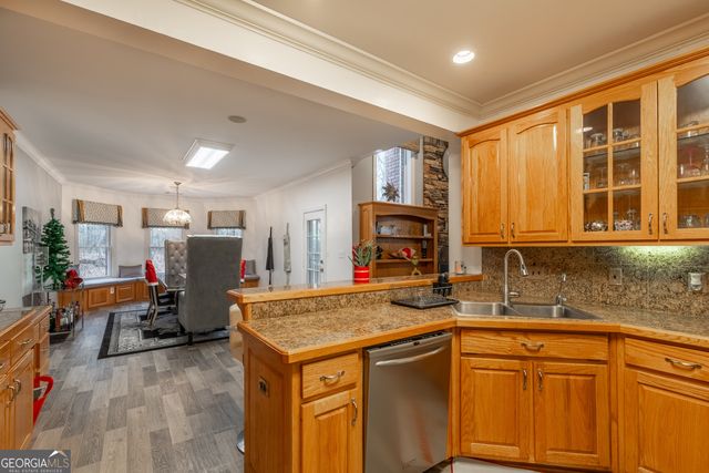 110 Lullwood Court, Fayetteville, GA 30215