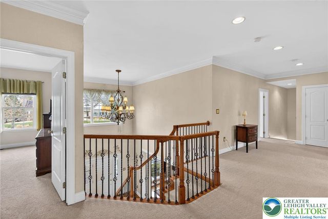 209 Donato Court, Bushkill Twp, PA 18064