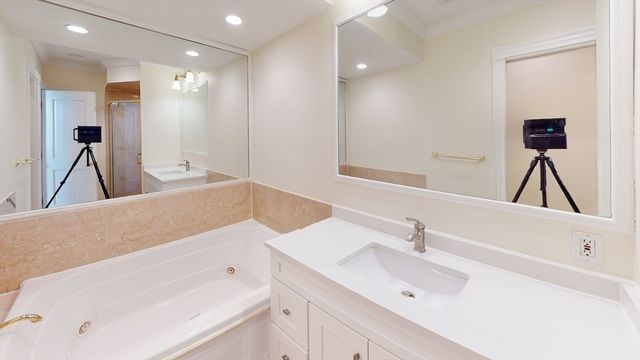 22 Beacon St. 2, Boston, MA 02108