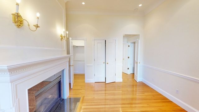 22 Beacon St. 2, Boston, MA 02108