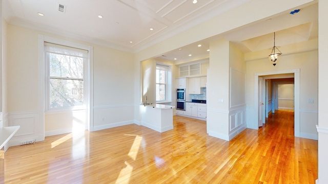 22 Beacon St. 2, Boston, MA 02108