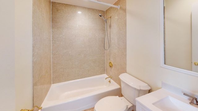 22 Beacon St. 2, Boston, MA 02108