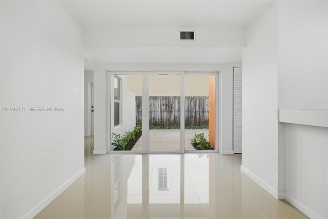 1045 SW 25th Avenue, Miami, FL 33135