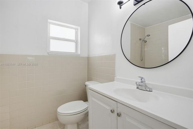 1045 SW 25th Avenue, Miami, FL 33135