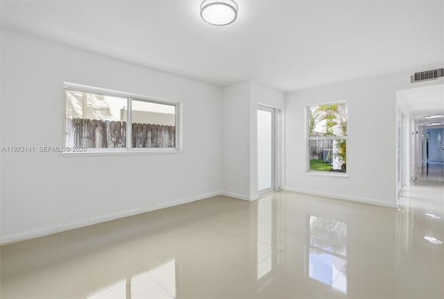 1045 SW 25th Avenue, Miami, FL 33135