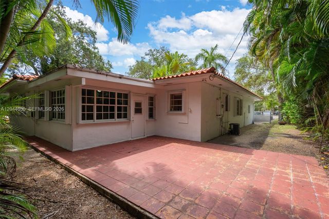 1439 Miller Rd, Coral Gables, FL 33146