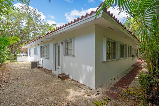 1439 Miller Rd, Coral Gables, FL 33146