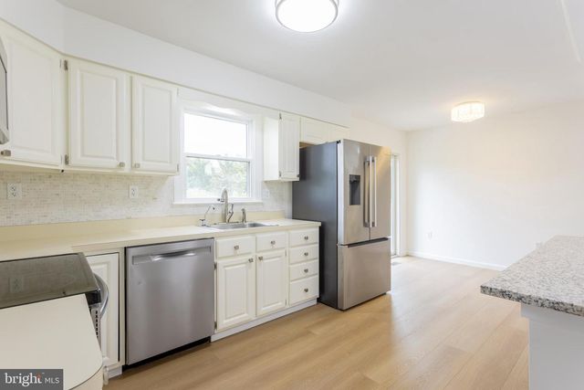 2216 OLD WASHINGTON RD, Westminster, MD 21157