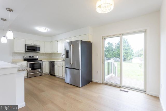 2216 OLD WASHINGTON RD, Westminster, MD 21157