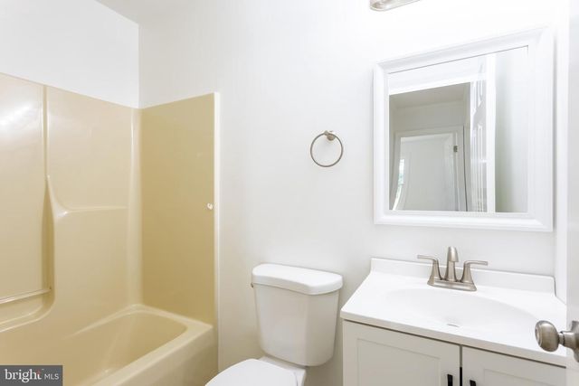 2216 OLD WASHINGTON RD, Westminster, MD 21157