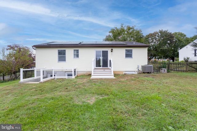 2216 OLD WASHINGTON RD, Westminster, MD 21157