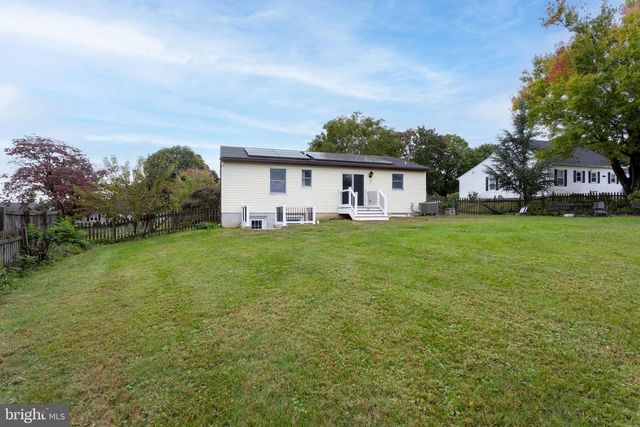 2216 OLD WASHINGTON RD, Westminster, MD 21157