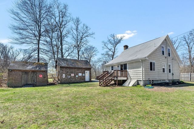 478 Fall River Ave, Seekonk, MA 02771