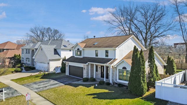 4933 Meadow Lake Drive, Richton Park, IL 60471