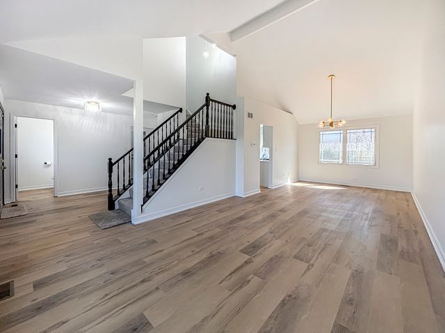 4933 Meadow Lake Drive, Richton Park, IL 60471