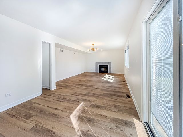 4933 Meadow Lake Drive, Richton Park, IL 60471