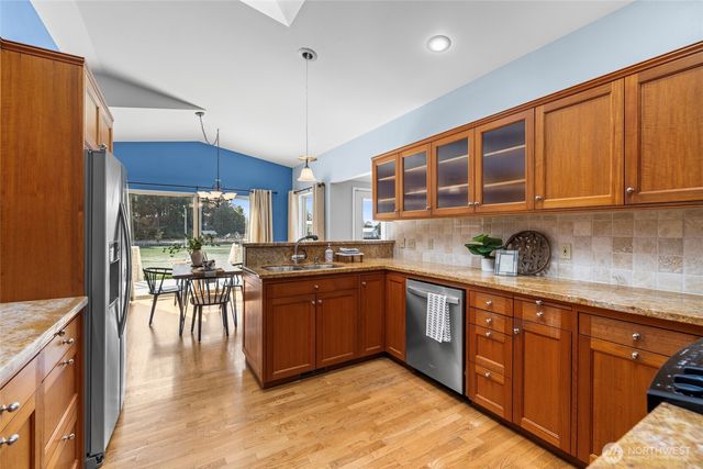 100 Samish Place, La Conner, WA 98257