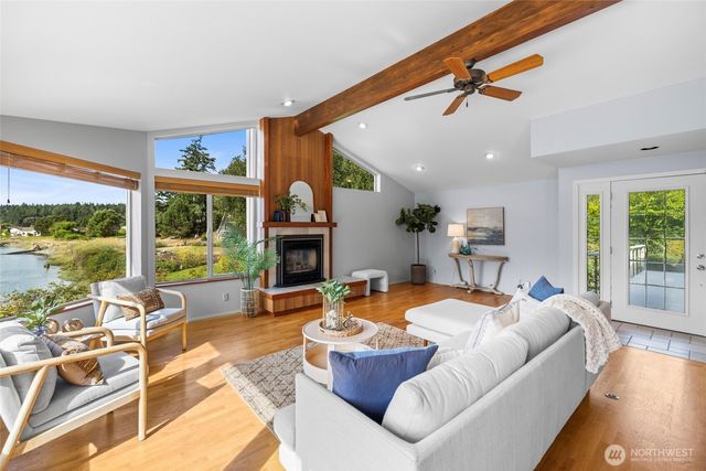 100 Samish Place, La Conner, WA 98257