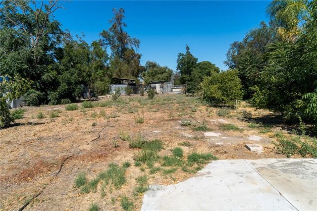 6594 Smith, Jurupa Valley, CA 91752