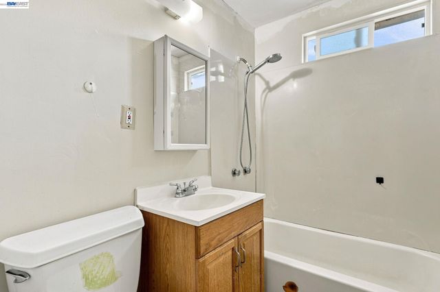 1210 Trenton Blvd, San Pablo, CA 94806