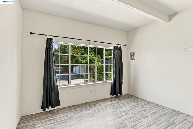 1210 Trenton Blvd, San Pablo, CA 94806