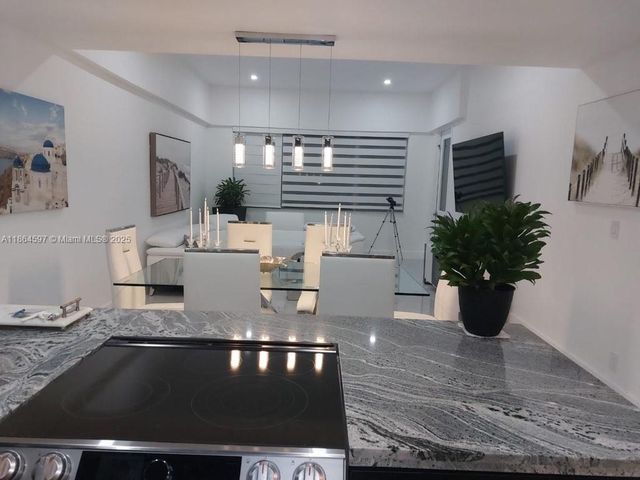 3180 S Ocean Dr 1721, Hallandale Beach, FL 33009