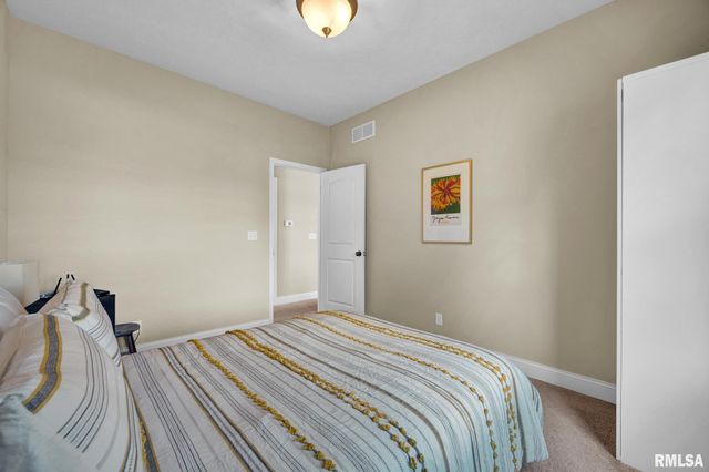 3803 W CRIMSON Road, Dunlap, IL 61525