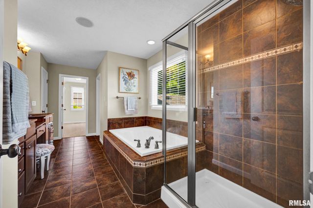 3803 W CRIMSON Road, Dunlap, IL 61525