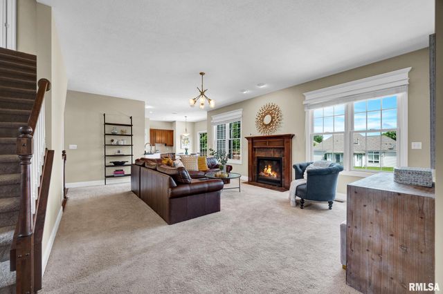3803 W CRIMSON Road, Dunlap, IL 61525