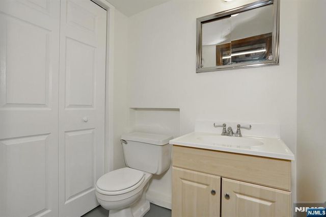 401 Pleasant Avenue, New Milford, NJ 07646