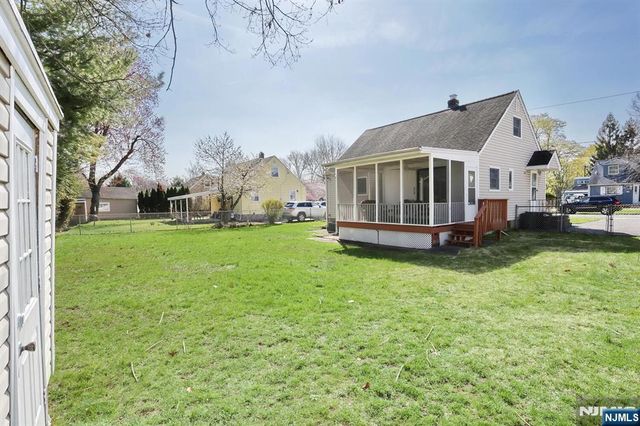 401 Pleasant Avenue, New Milford, NJ 07646