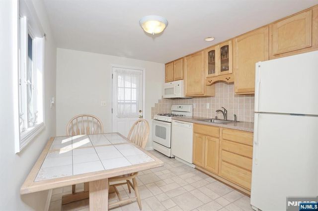 401 Pleasant Avenue, New Milford, NJ 07646