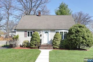 401 Pleasant Avenue, New Milford, NJ 07646