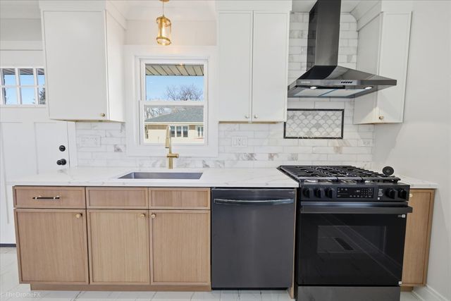 4515 N Redwood Drive, Norridge, IL 60706