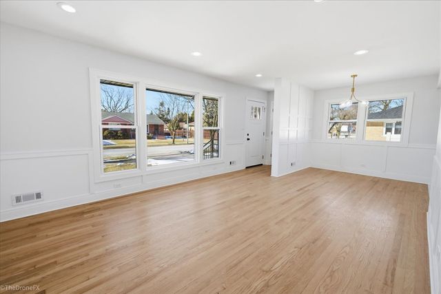 4515 N Redwood Drive, Norridge, IL 60706