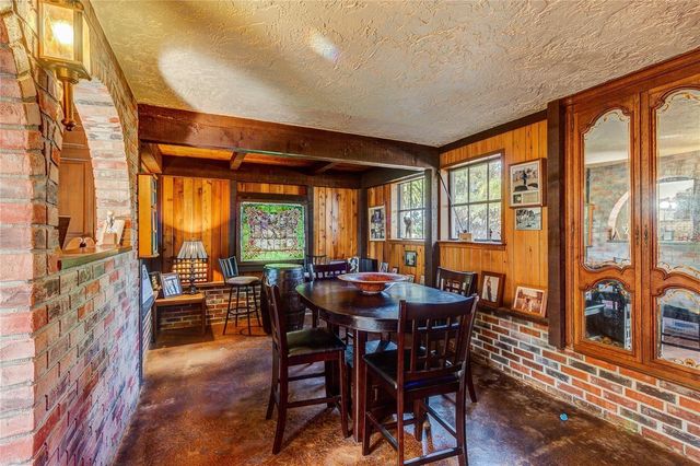 500 N HIGHLAND AVENUE, Tarpon Springs, FL 34688