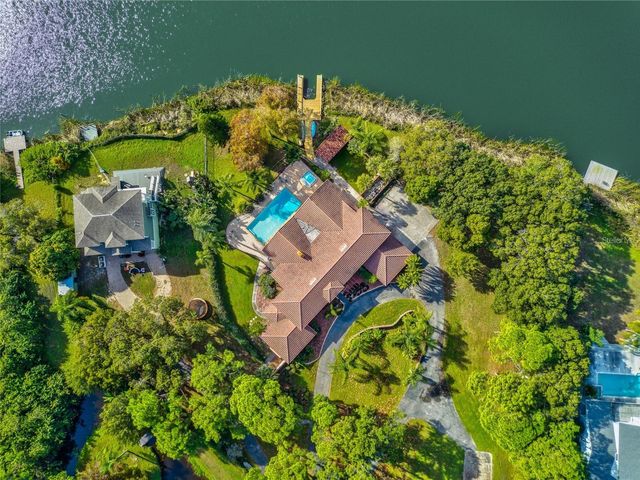 500 N HIGHLAND AVENUE, Tarpon Springs, FL 34688