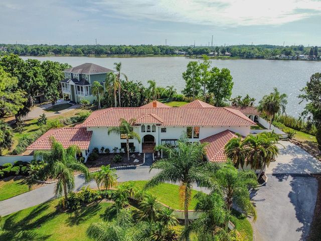 500 N HIGHLAND AVENUE, Tarpon Springs, FL 34688