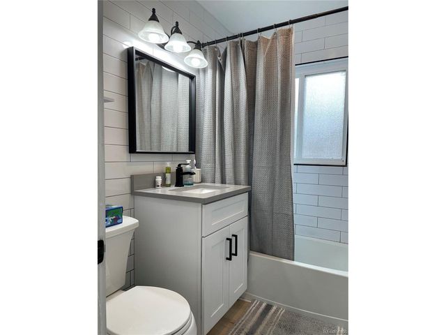 5262 E Dartmouth Ave, Denver, CO 80222