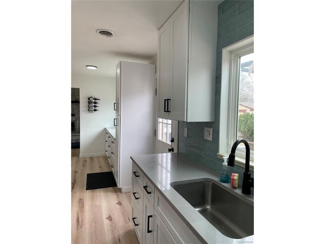 5262 E Dartmouth Ave, Denver, CO 80222