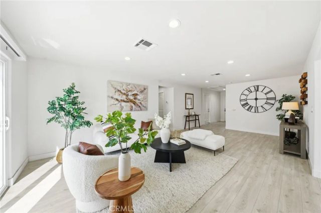 305 N College Drive, La Habra, CA 90631