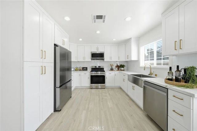 305 N College Drive, La Habra, CA 90631